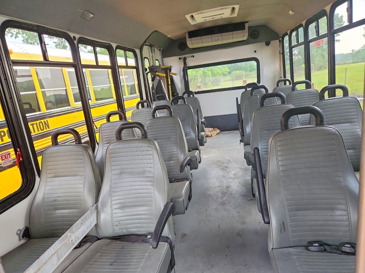 2018 Ford 2017 Ford Ecii E450-Shuttle Bus