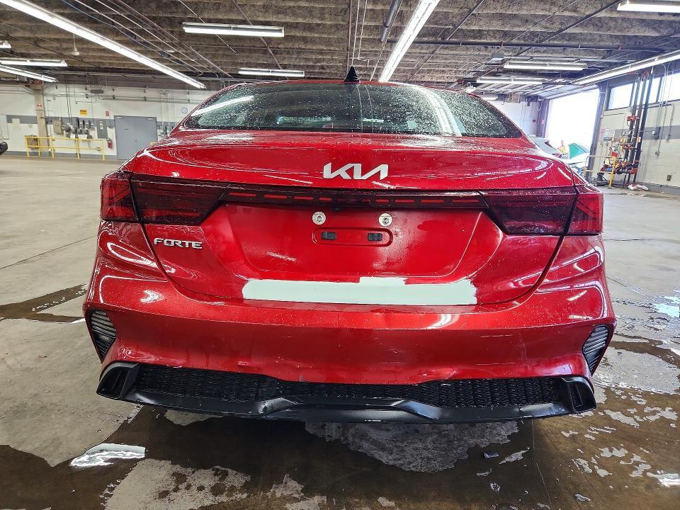 2023 KIA Forte lxs