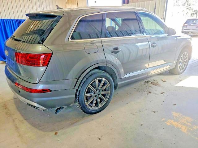 2017 Audi Q7 Premium Plus