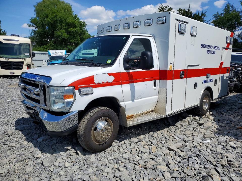 2015 Ford Econoline E350 Super Duty Cutaway van