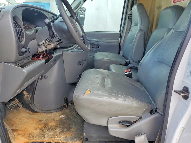 2007 Ford E450 box Truck