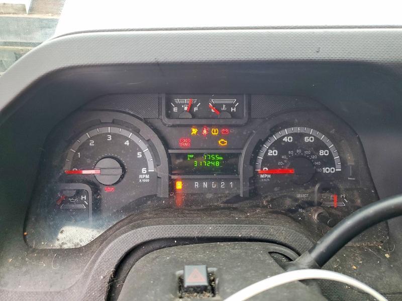 2013 Ford Econoline E350 Super Duty Van