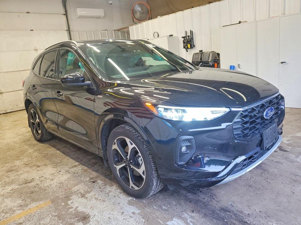 2023 Ford Escape st Line Select