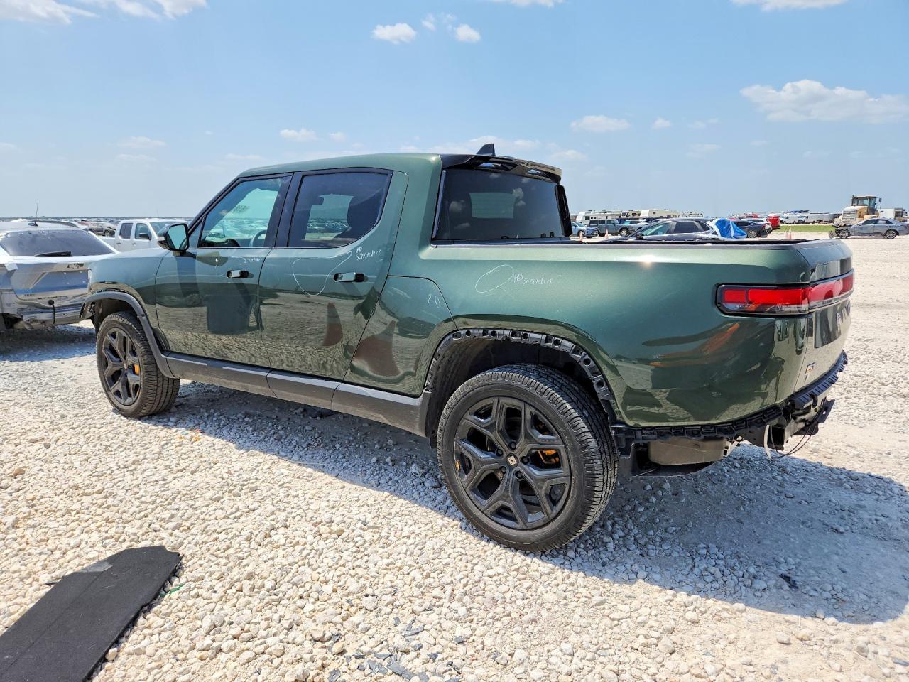 2023 Rivian R1T Adventure