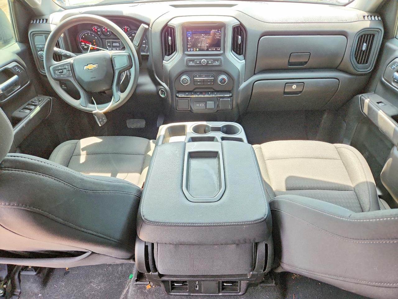 2024 Chevrolet Silverado C1500 Custom