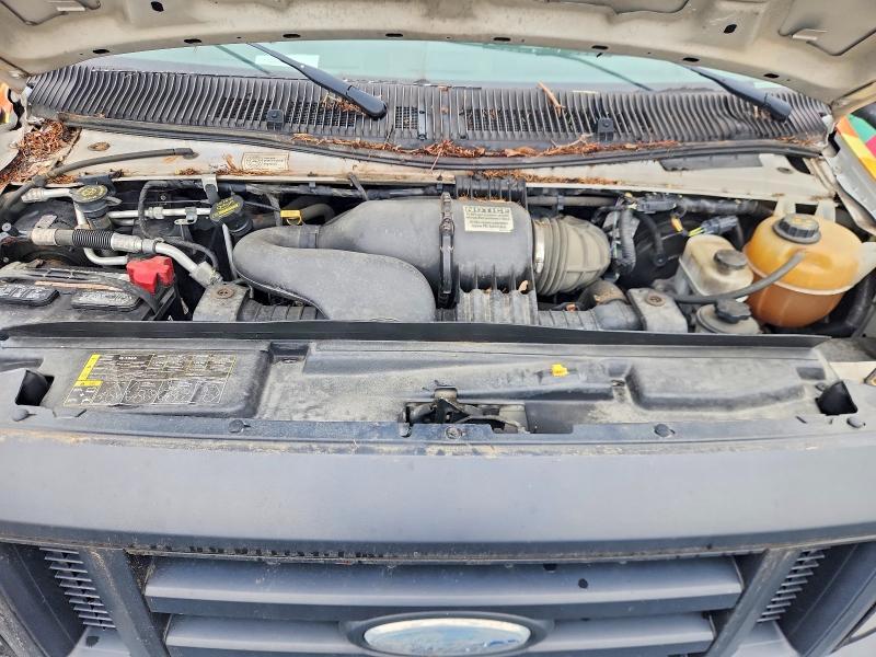 2014 Ford E350 BOX Truck