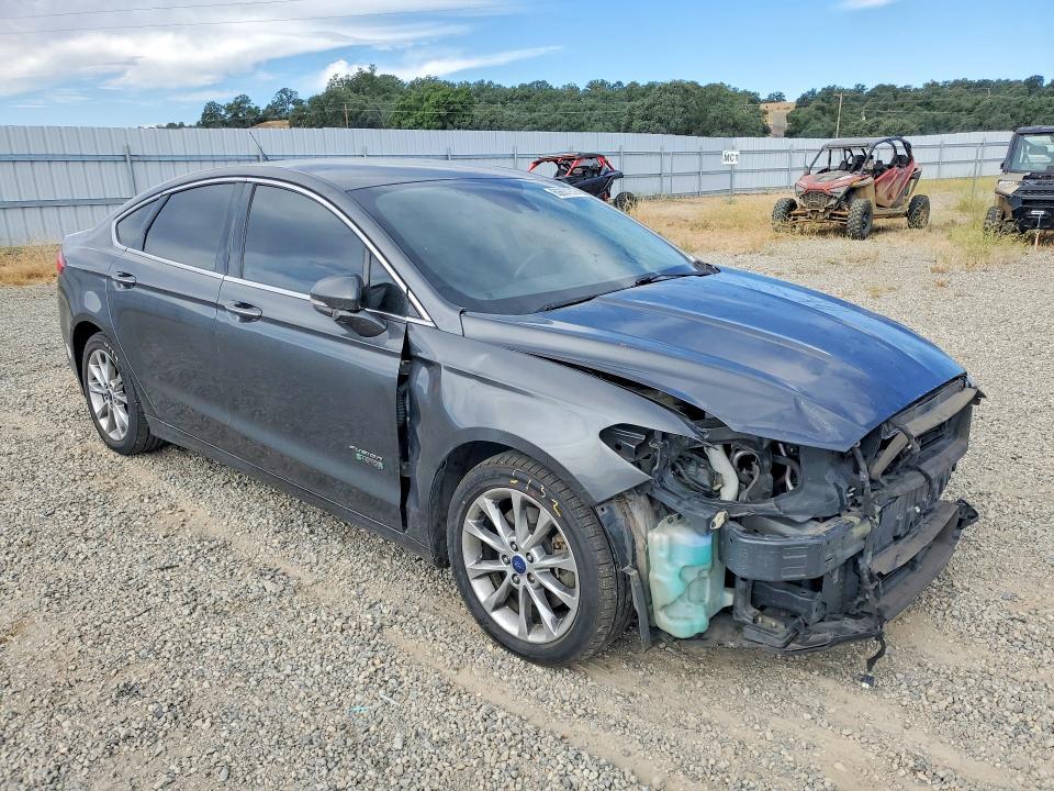 2017 Ford Fusion se Phev