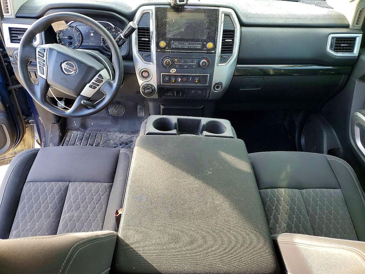 2021 Nissan Titan XD SV