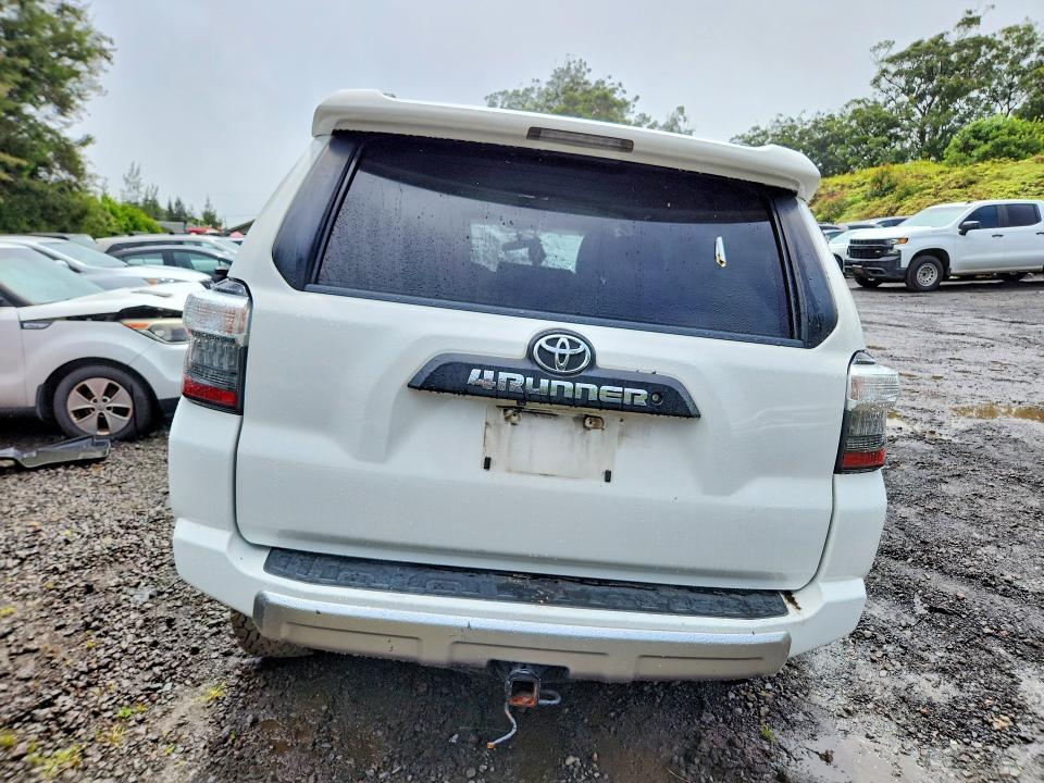 2018 Toyota 4runner SR5