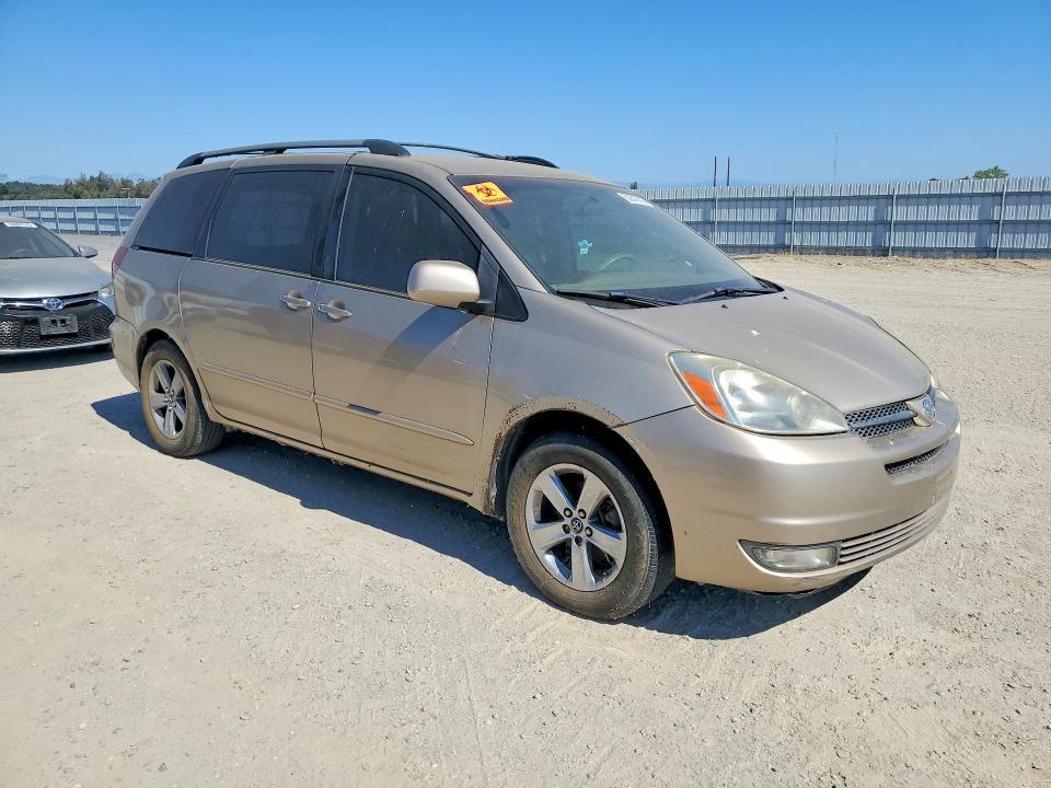 2005 Toyota Sienna xle 7 Passenger