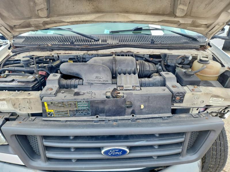 2005 Ford Econoline E350 Super Duty Cutaway Van