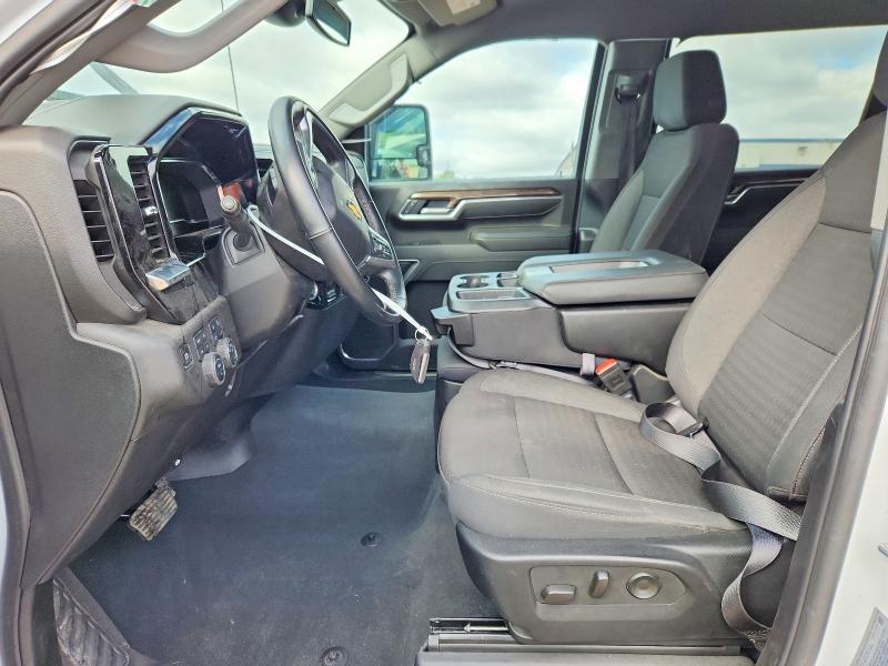 2025 Chevrolet Silverado K3500 LT
