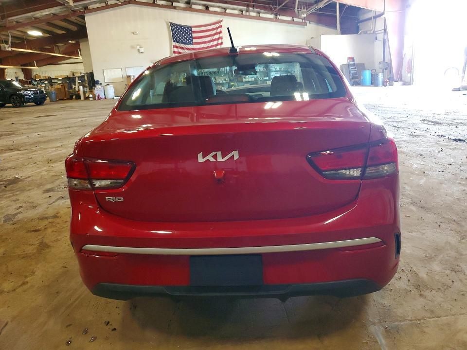 2022 KIA Rio s