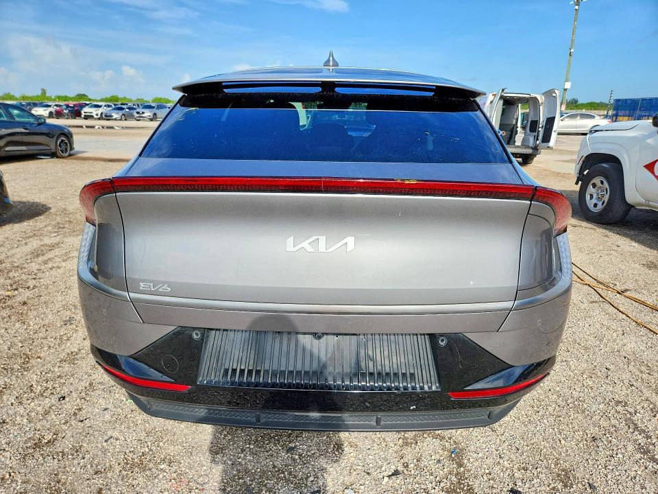 2023 KIA EV6 Wind