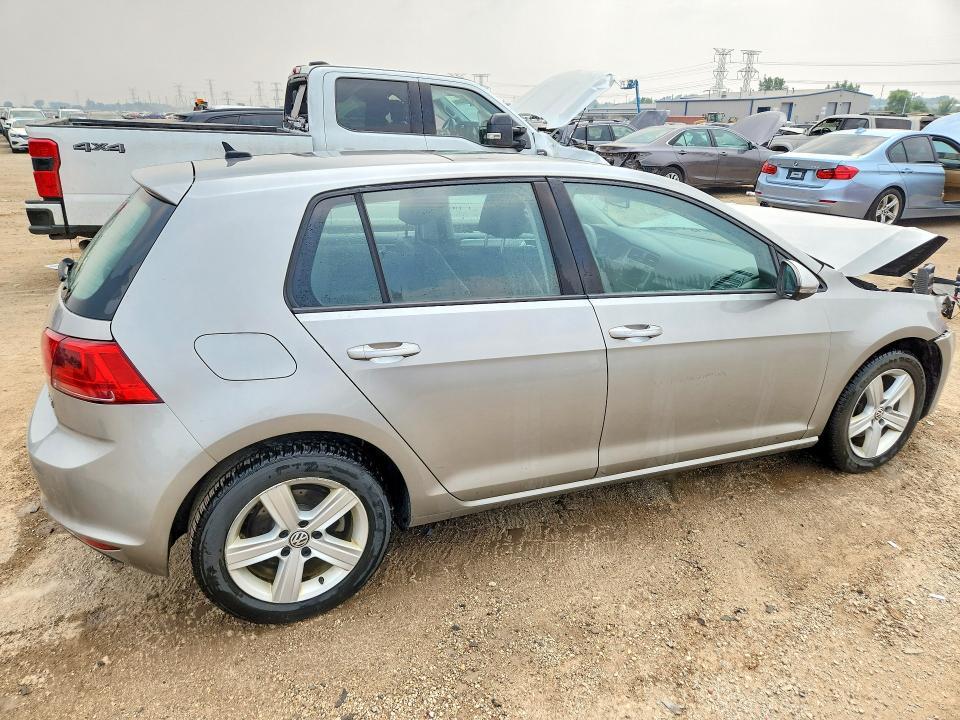 2017 Volkswagen Golf s
