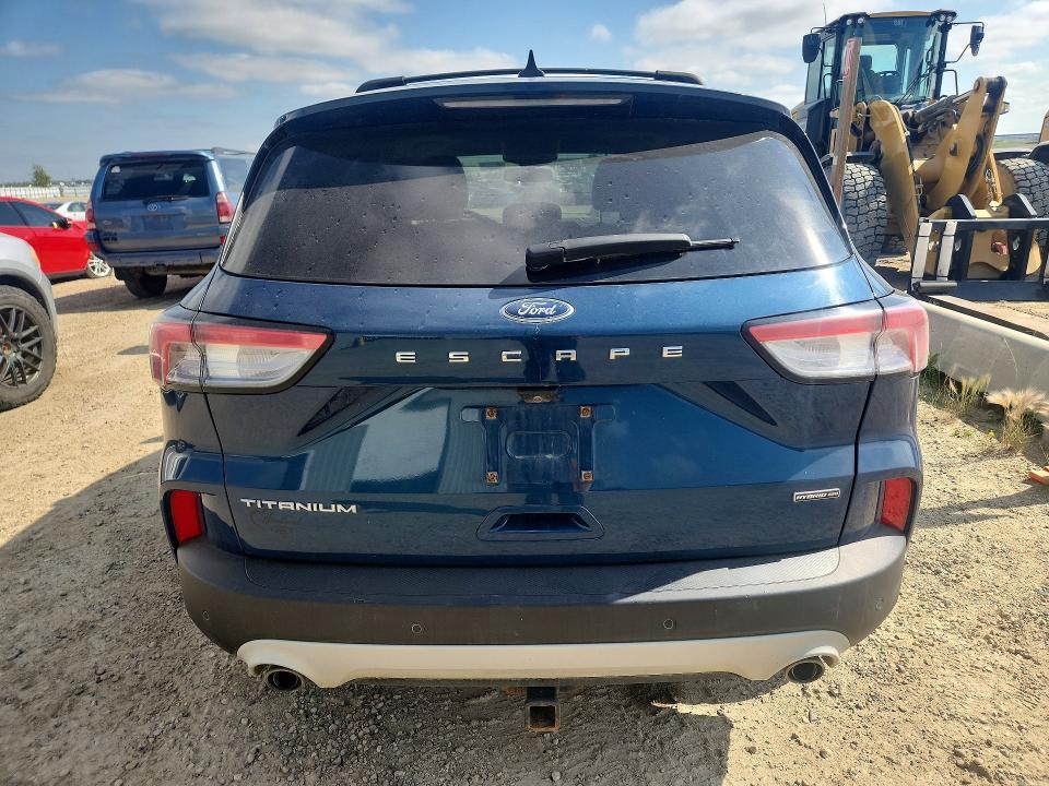 2020 Ford Escape Titanium