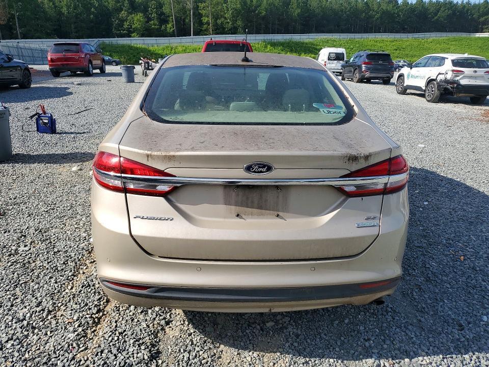 2018 Ford Fusion se