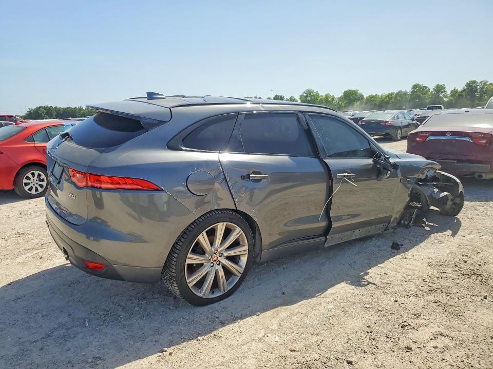 2017 Jaguar F-pace R-sport