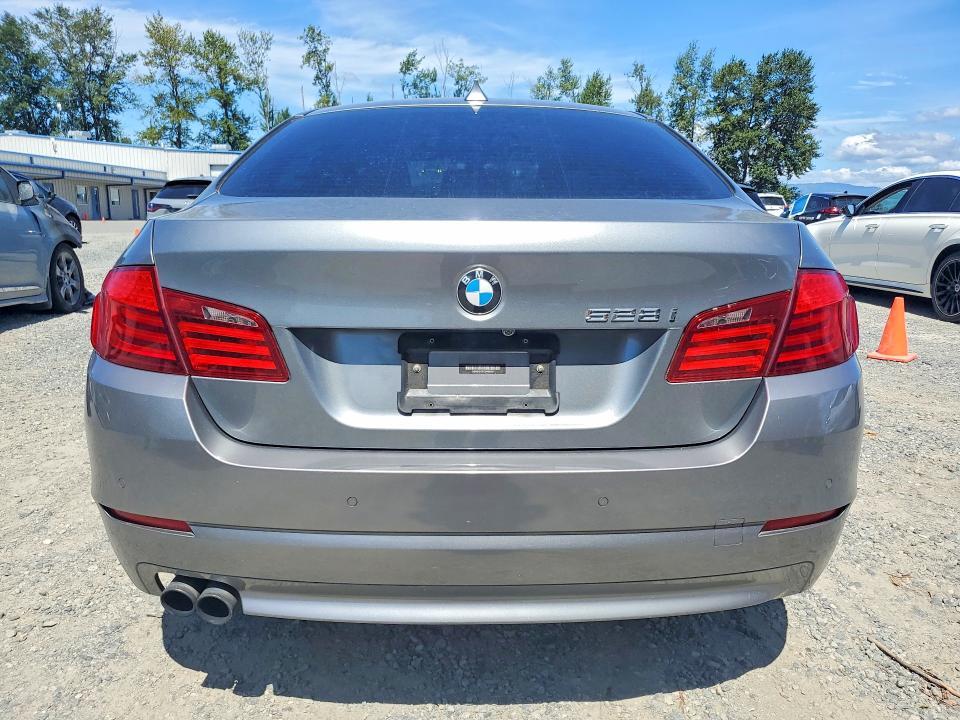2012 BMW 528 XI
