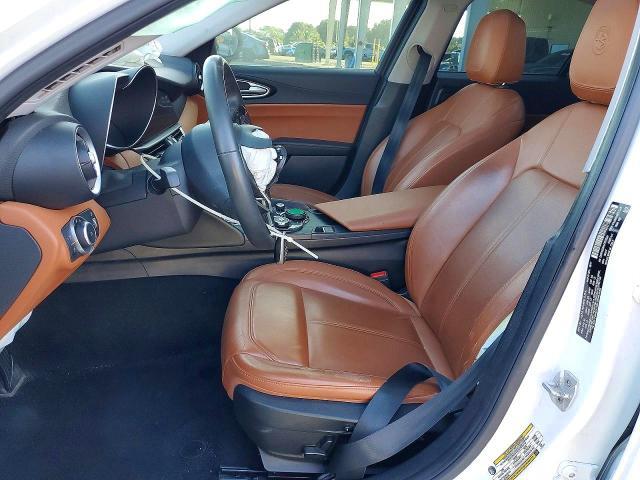 2018 Alfa Romeo Giulia Q4