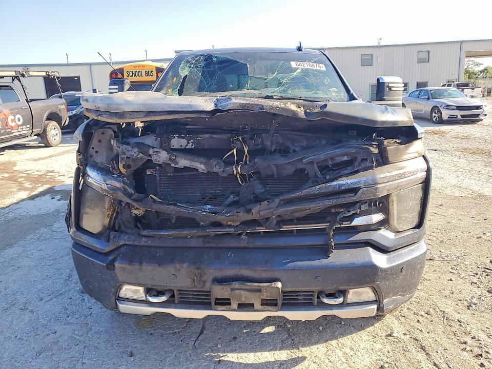 2022 Chevrolet Silverado K3500 High Country