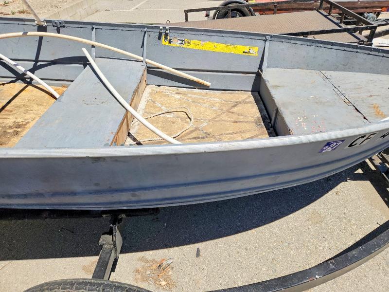 1982 Klamath Boat