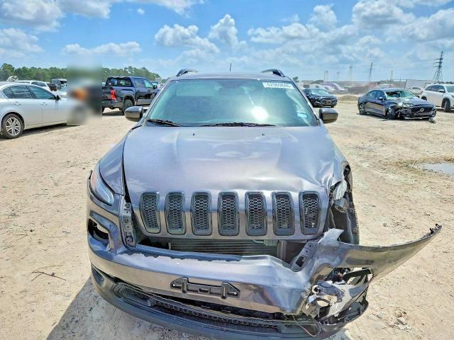 2018 Jeep Cherokee Latitude