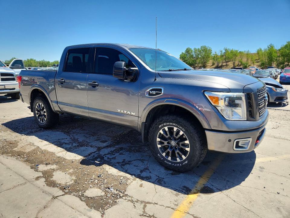 2017 Nissan Titan PRO-4X