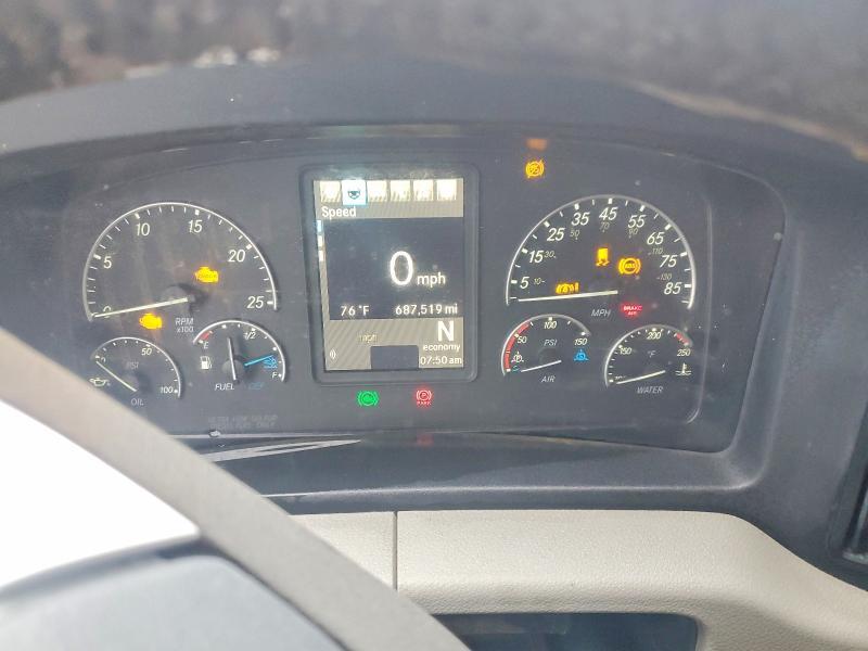 2019 Freightliner Cascadia 126