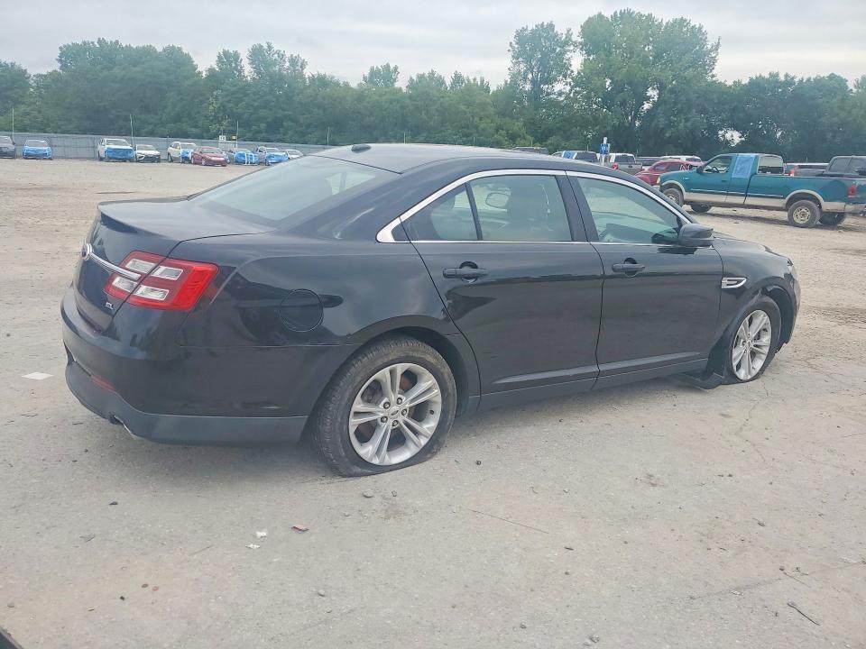 2013 Ford Taurus sel