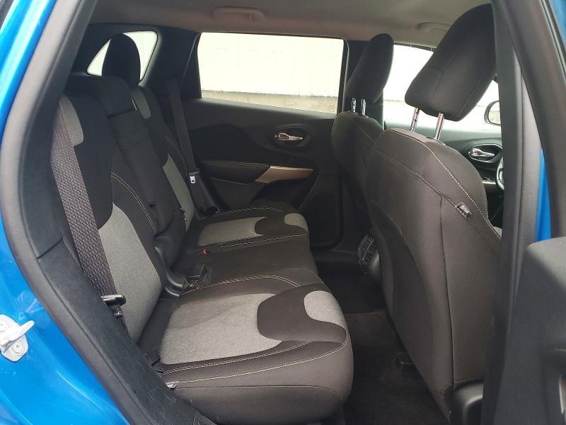 2018 Jeep Cherokee Sport