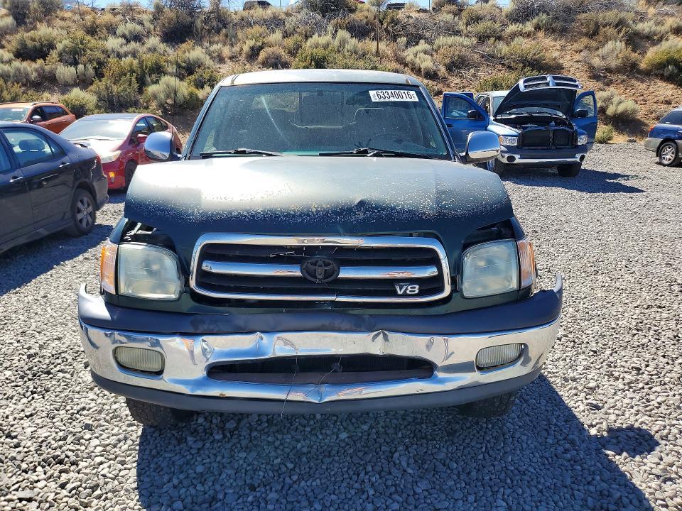 2002 Toyota Tundra SR5 V8