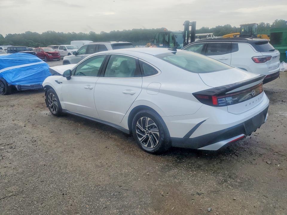 2026 Hyundai Sonata Hybrid Blue