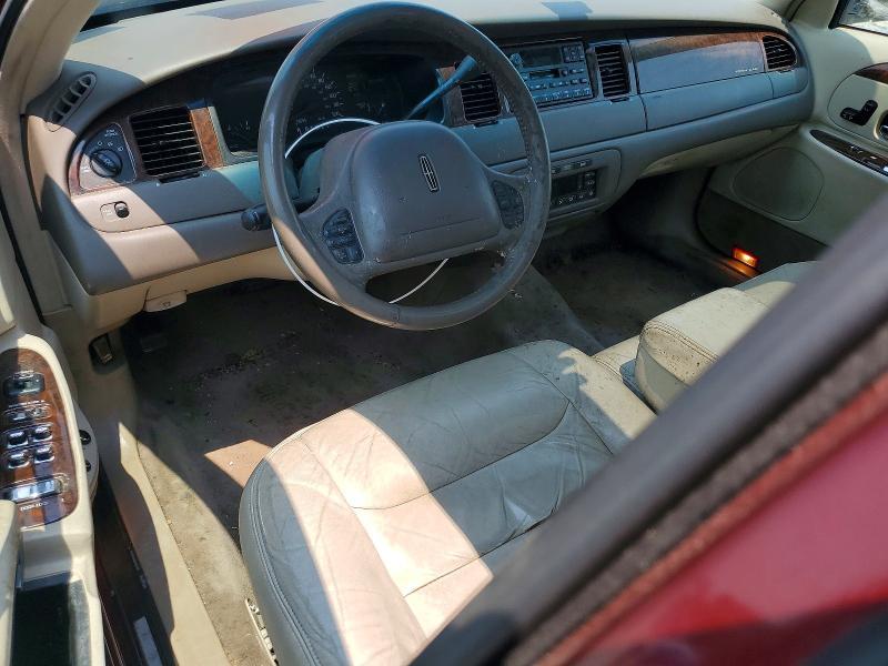 1999 Lincoln Town car Signature