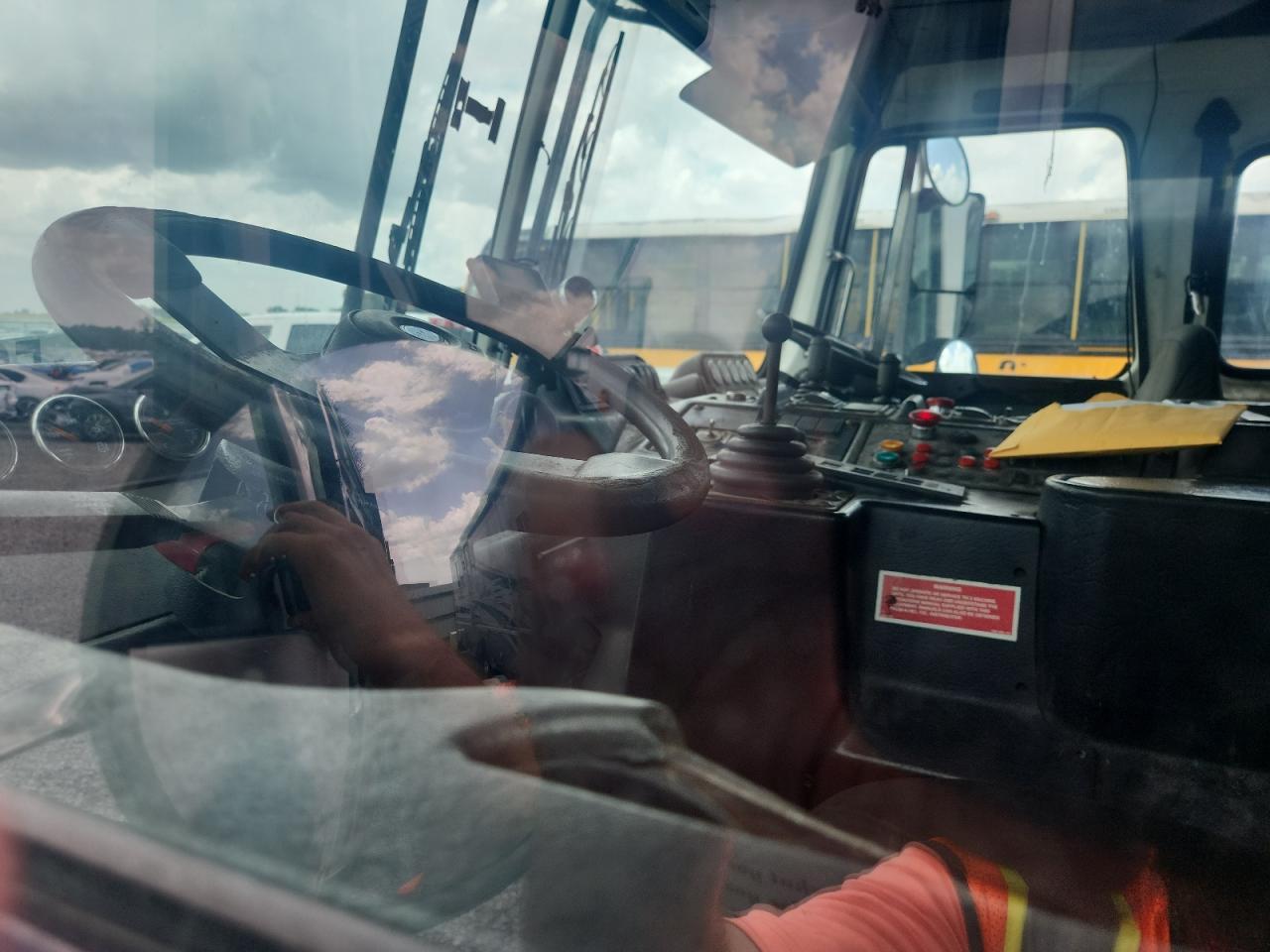 2013 Autocar Xpeditor Refuse Truck