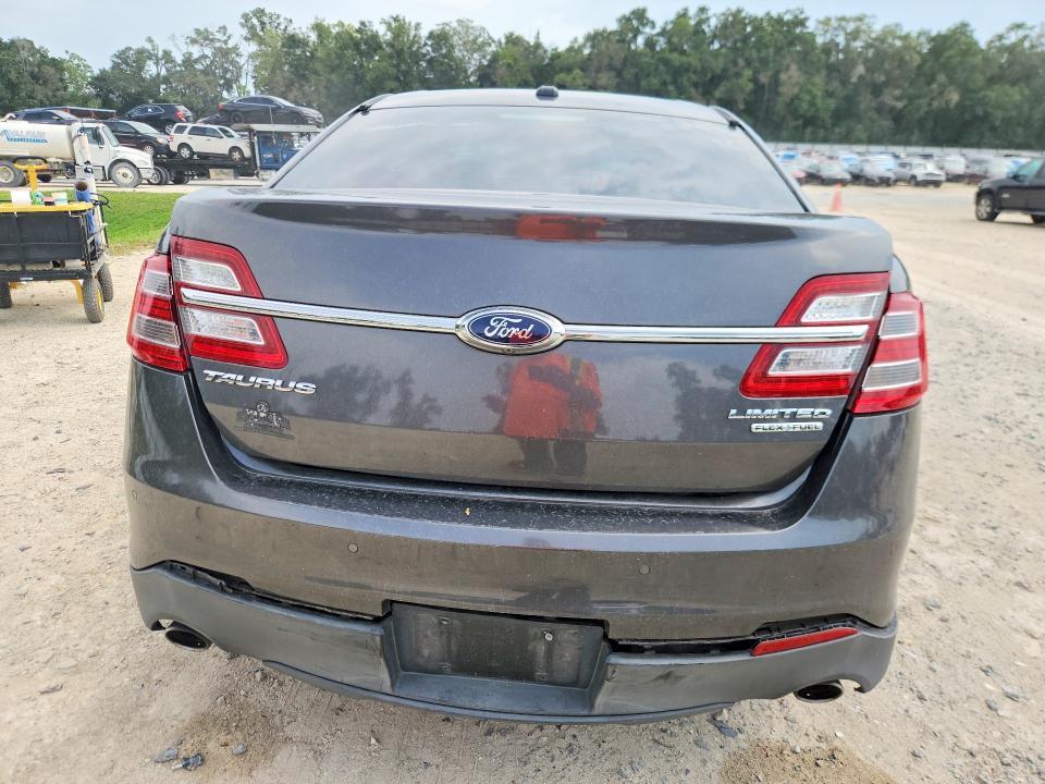 2015 Ford Taurus Limited