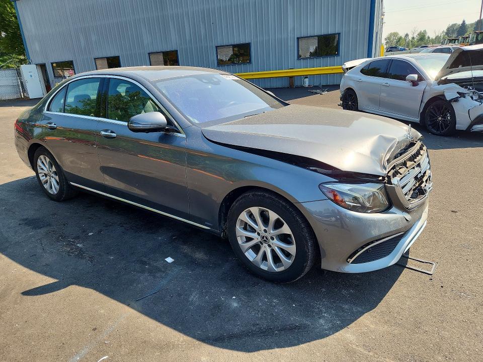 2018 Mercedes-Benz E 300