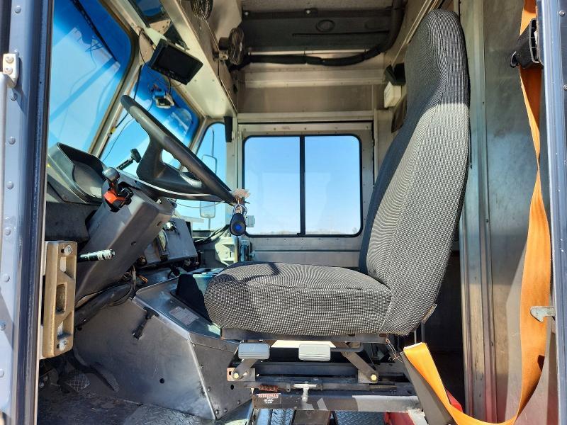 2021 Freightliner MT45G Chassis Delivery Truck