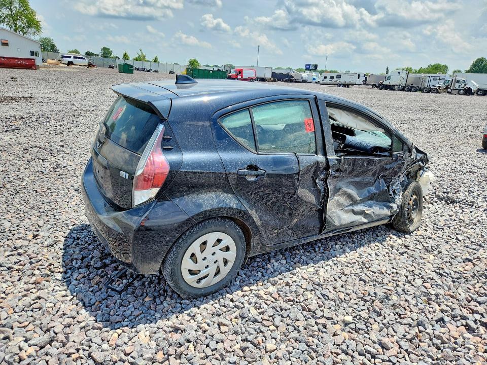 2016 Toyota Prius c two