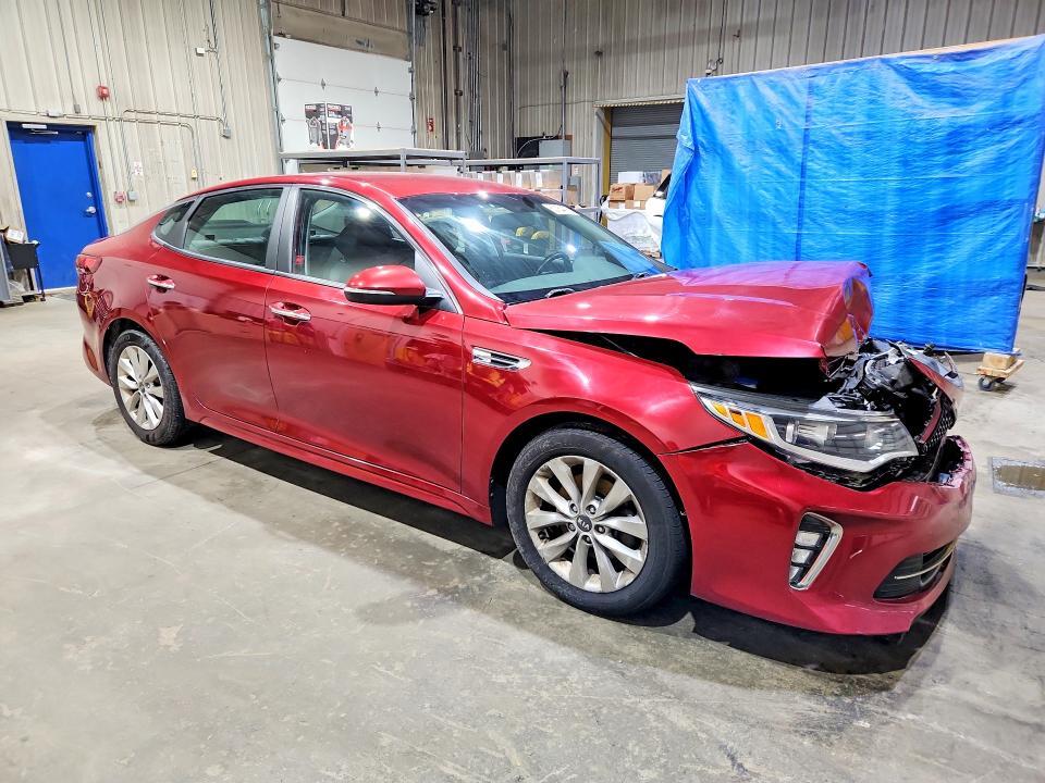 2018 KIA Optima s