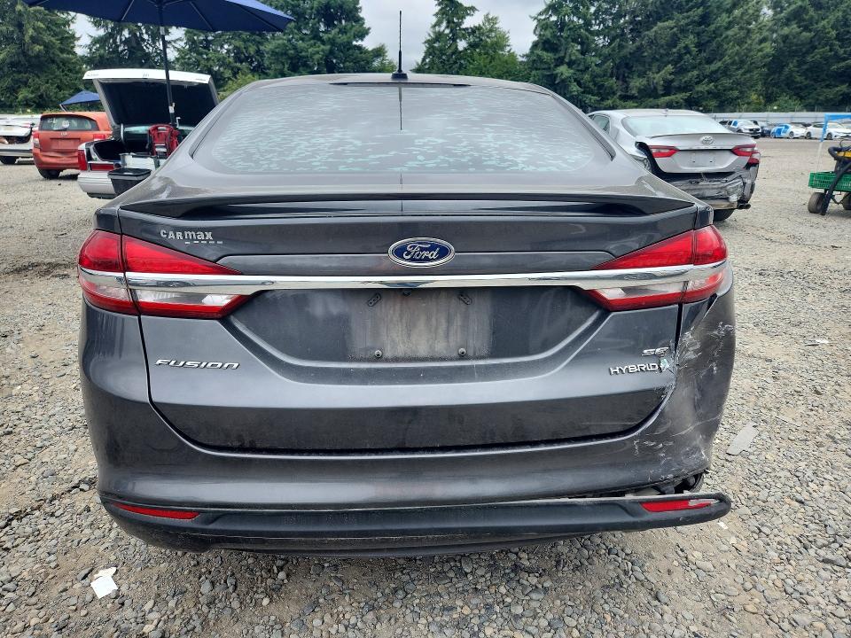 2018 Ford Fusion se Hybrid