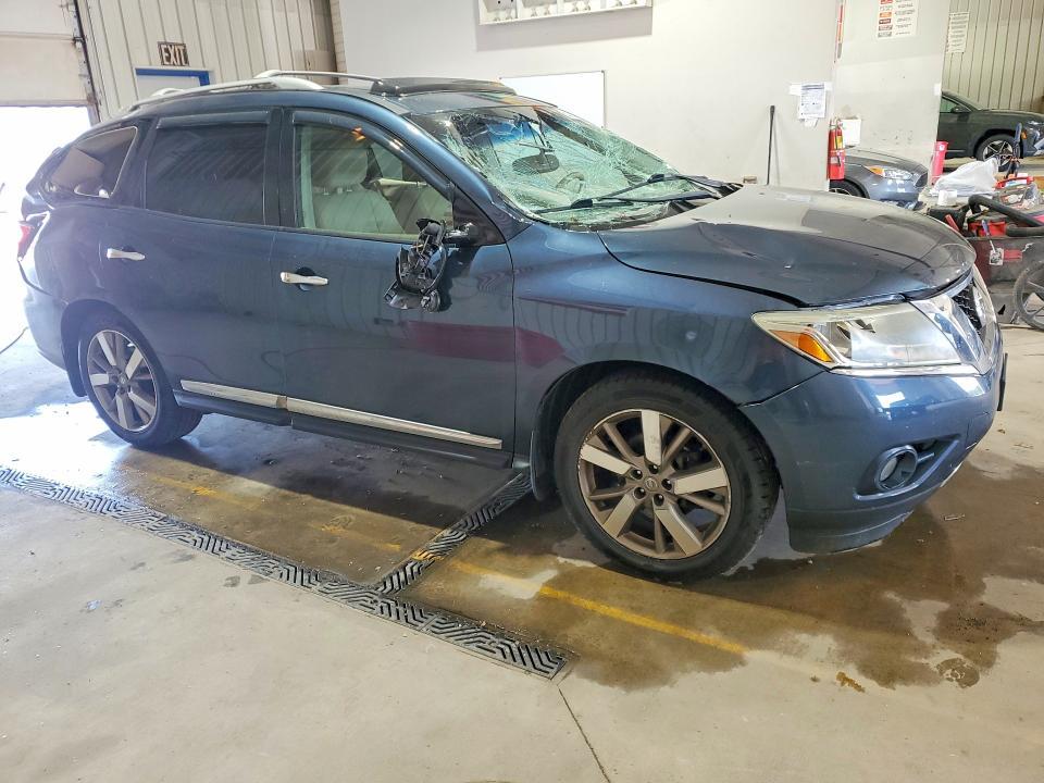 2014 Nissan Pathfinder s