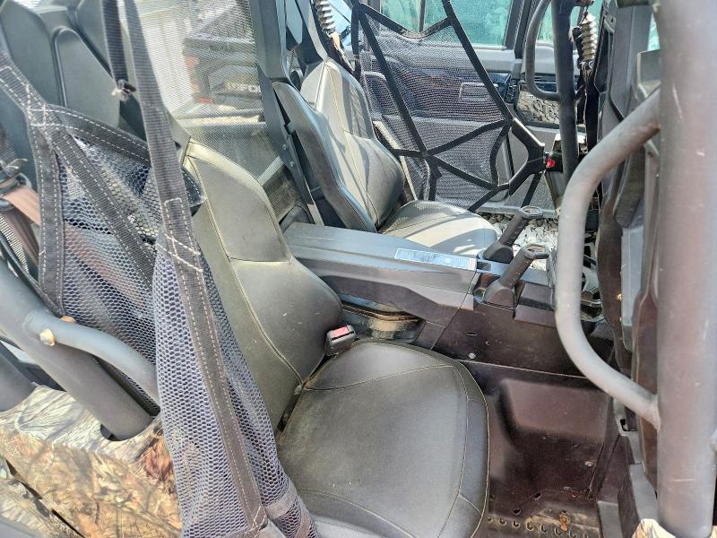 2018 Can-Am Commander Utility Vehicle