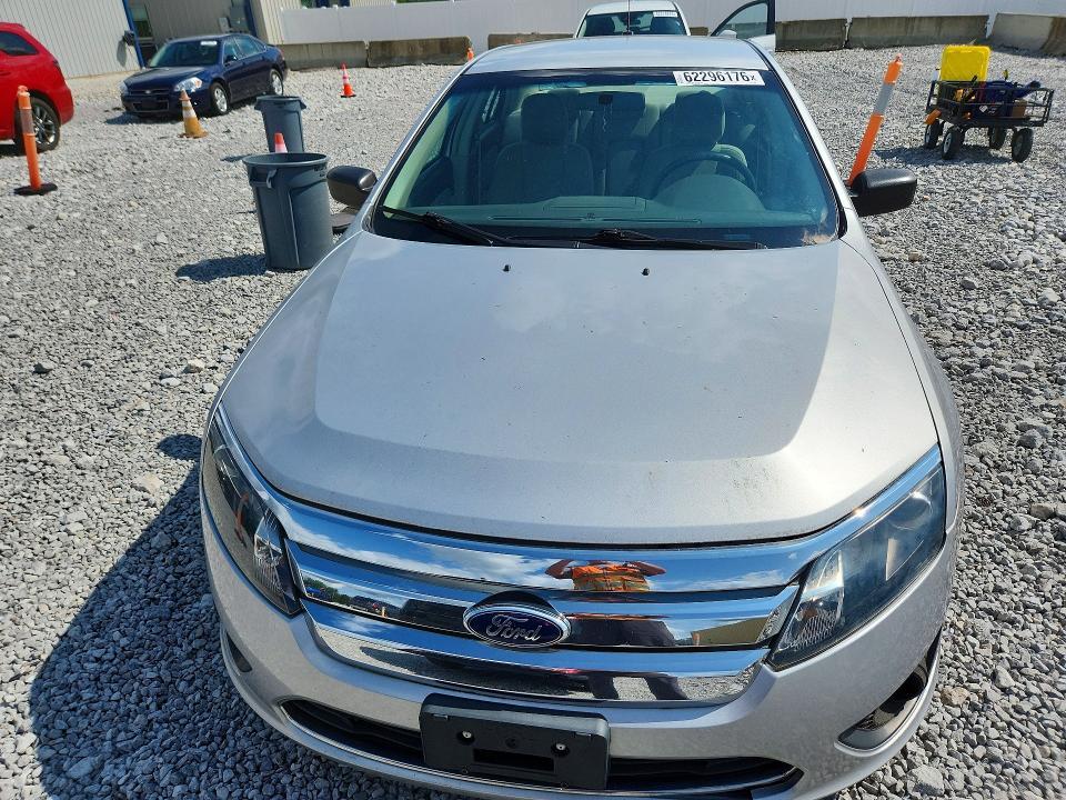 2010 Ford Fusion s