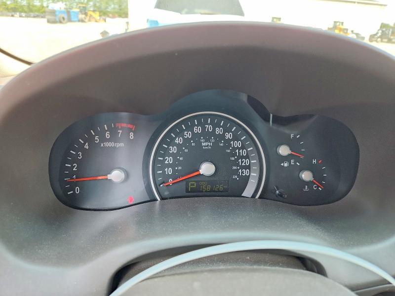 2011 KIA Sedona lx