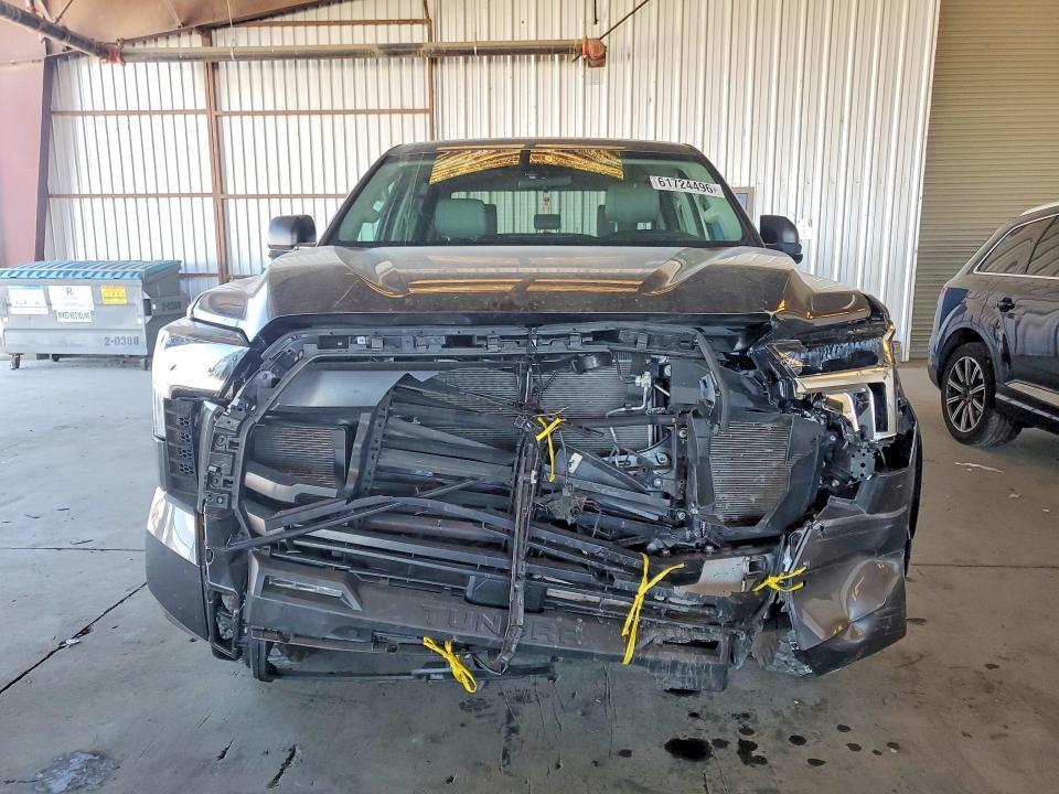 2024 Toyota Tundra Crewmax SR5
