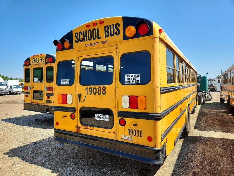 2011 Thomas SAF-T-LINER HDX-School Bus