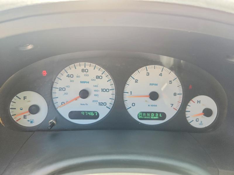 2004 Chrysler Town & Country lx