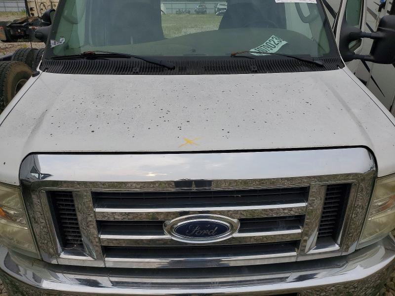 2008 Ford Econoline E350 Super Duty Cutaway Van