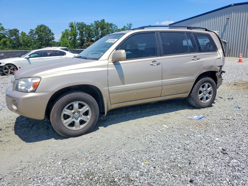 2006 Toyota Highlander  4WD W/3rd row Seating